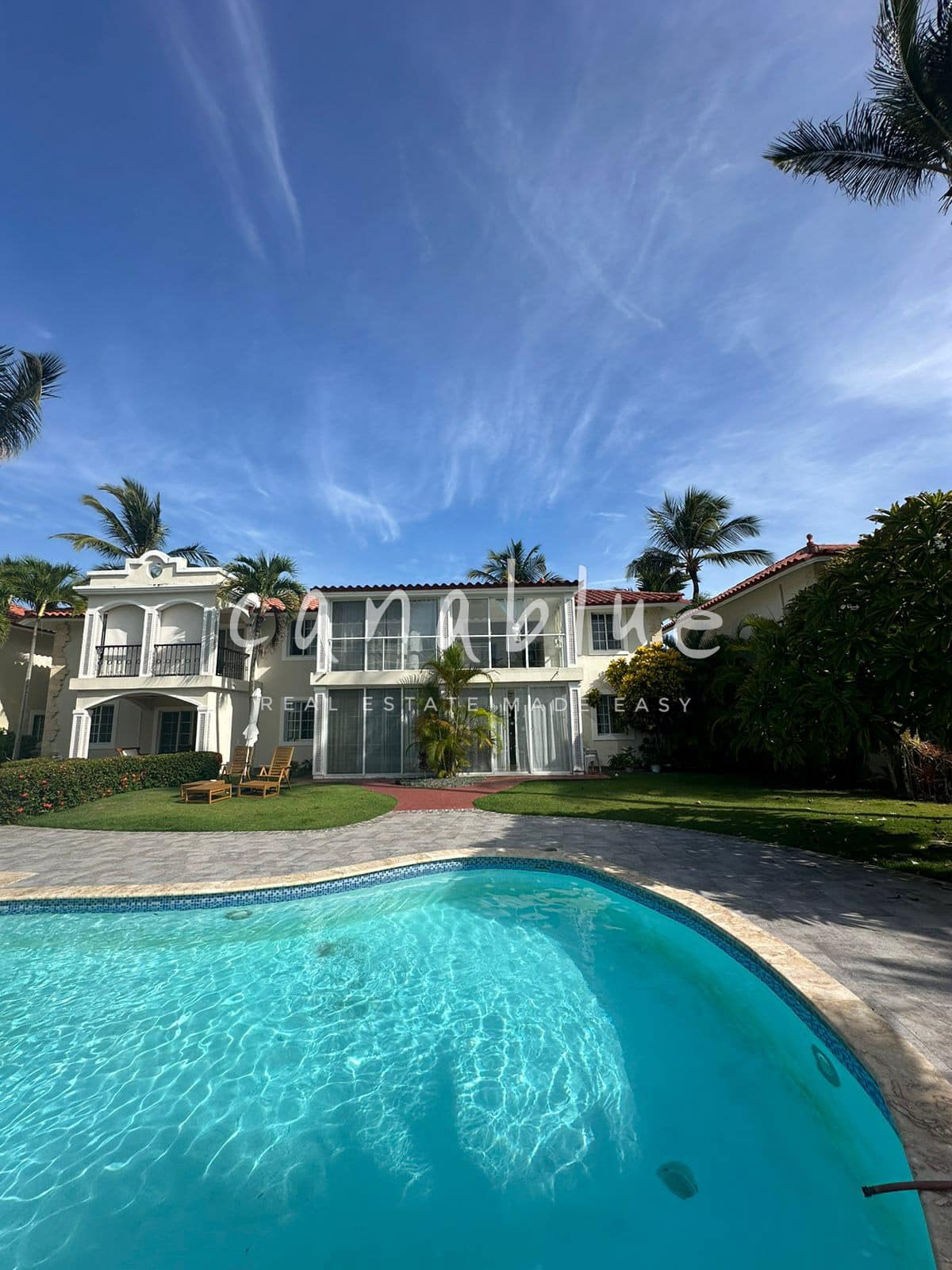 Cozy Classic Townhouse With Pool Access Price Reduction Photo Inspiration